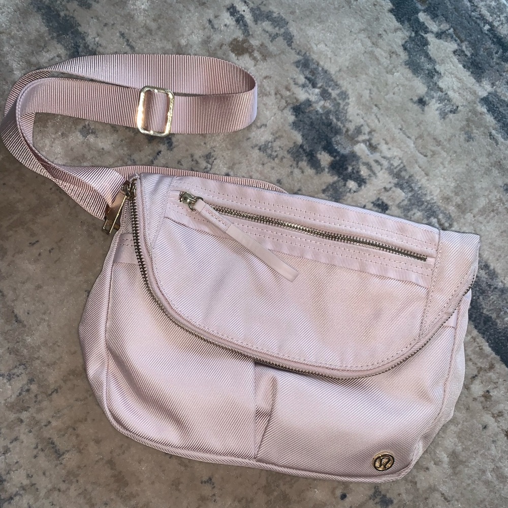 Lululemon Festival Bag